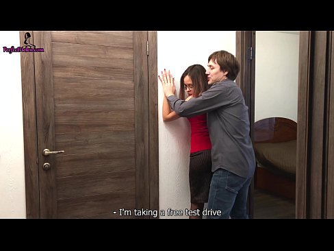 ❤️ Sexy Realtor senzualno trza macu i jebe dok prodaje svoj stan - Krempai ❤️❌  Seks na hr.hotpornphotos.ru ❤