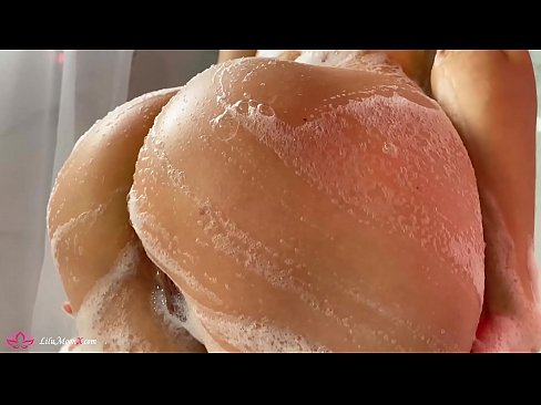 ❤️ Brineta masturbira macu vibratorom do intenzivnog orgazma pod tušem ❤️❌ Seks na hr.hotpornphotos.ru ❤