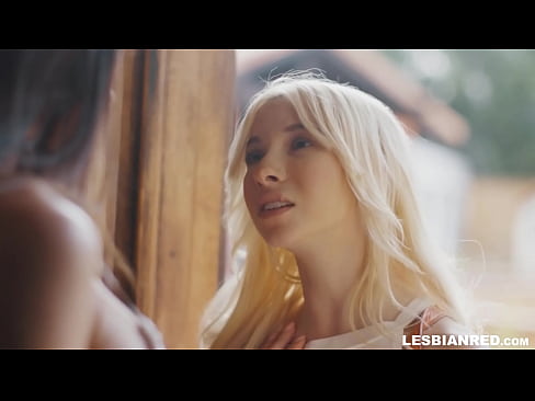 ❤️ Djevojka dolazi kući nekoliko mjeseci kasnije i na kraju jede mačkicu svoje maćehe ❤️❌ Seks na hr.hotpornphotos.ru ❤
